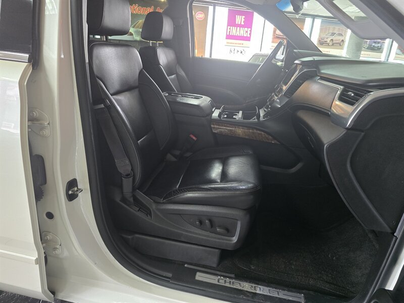 Used 2015 Chevrolet Tahoe LTZ AWD/4WD image 17