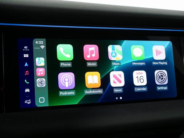 New 2026 Porsche Macan Electric image 17