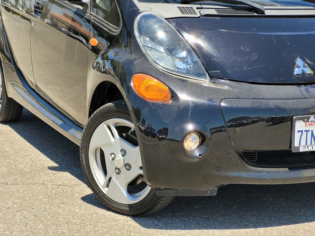 Used 2016 Mitsubishi i ES RWD image 4