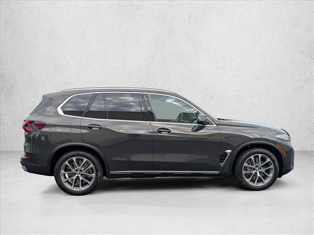 New 2026 BMW X5 xDrive50e AWD/4WD image 3