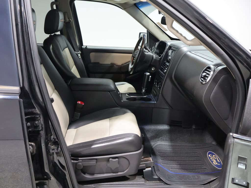 Used 2007 Ford Explorer Sport Trac Limited AWD/4WD image 23