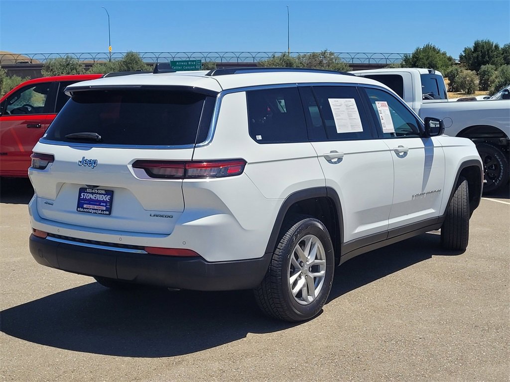 Used 2023 Jeep Grand Cherokee L Laredo image 5