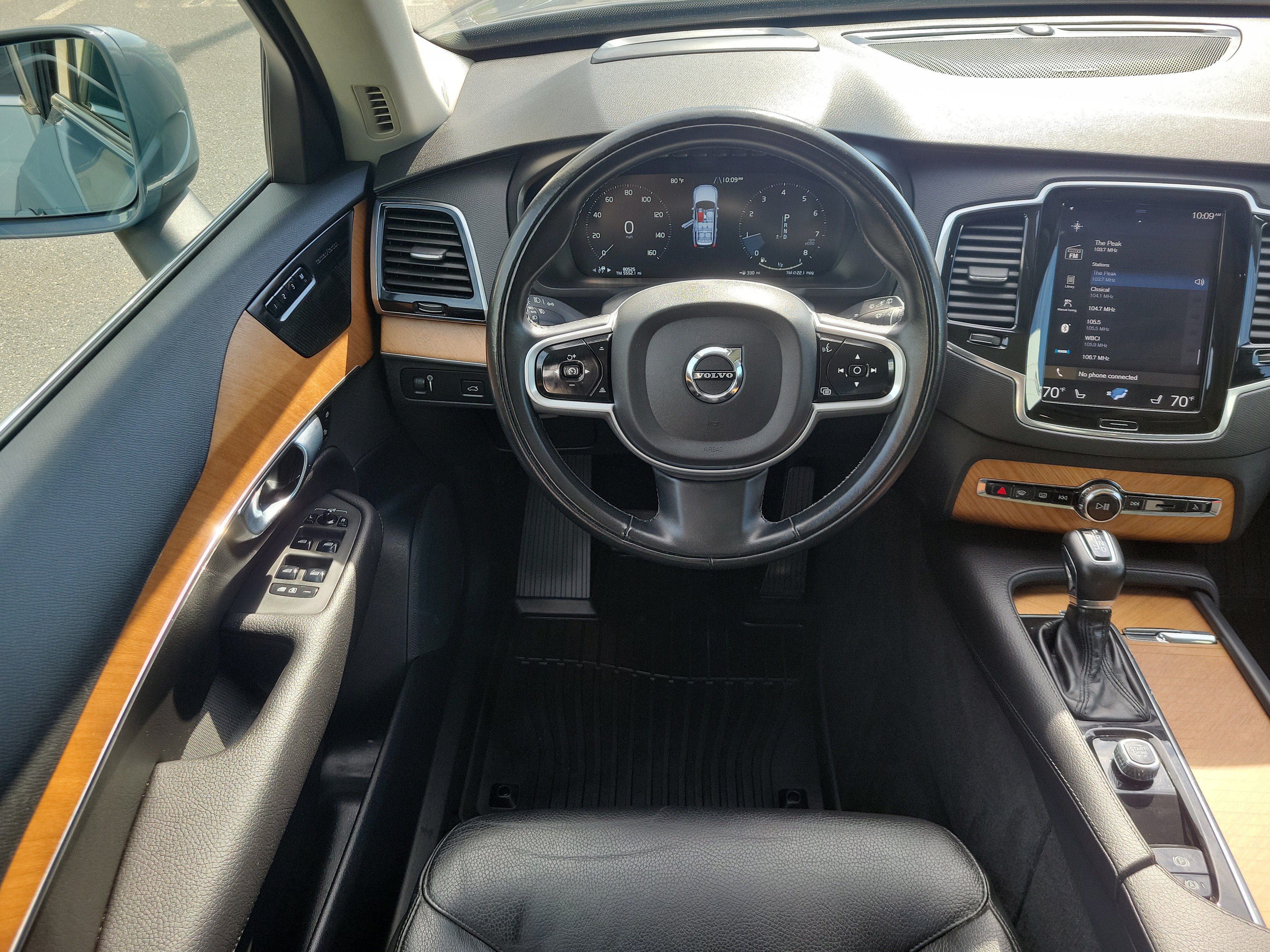 Used 2022 Volvo XC90 T6 Momentum w/ Advanced Package AWD/4WD image 19