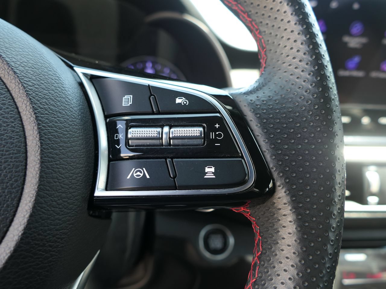 Used 2023 Kia Forte GT FWD image 15
