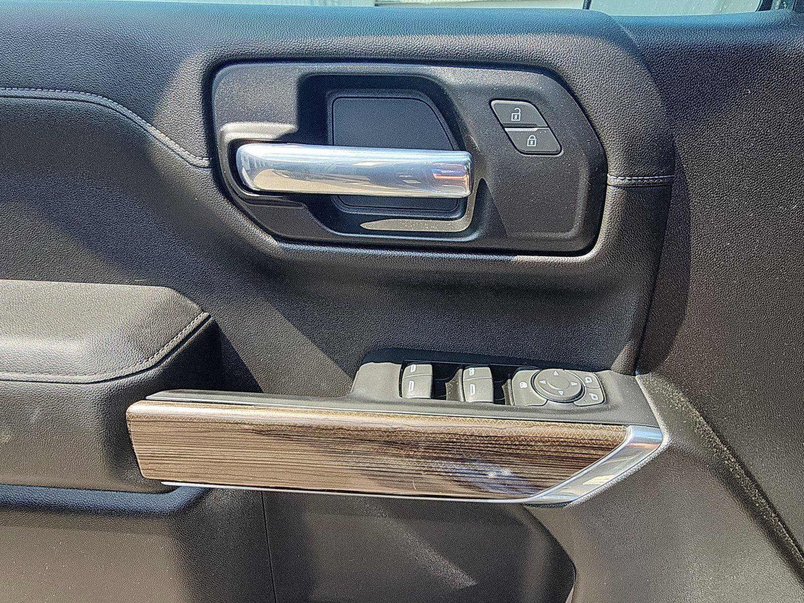 Used 2021 Chevrolet Silverado 1500 LT Trail Boss w/ Bed Protection Package AWD/4WD image 15