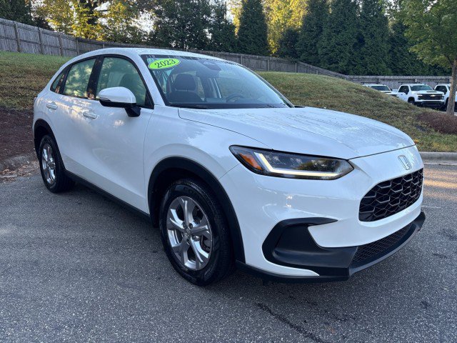 Certified 2023 Honda HR-V LX image 3