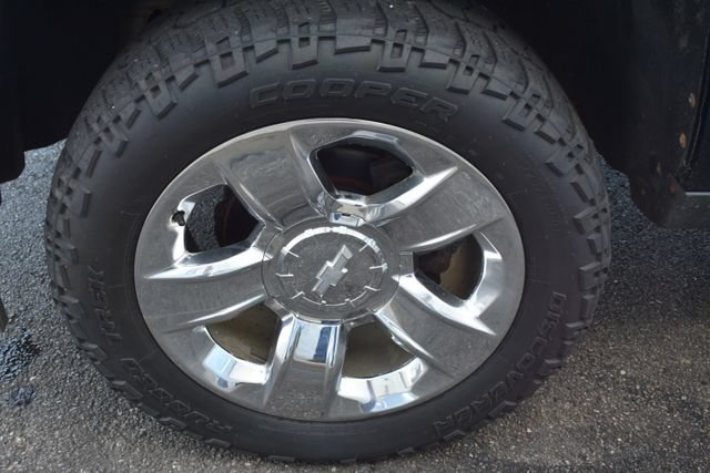 Used 2014 Chevrolet Silverado 1500 LTZ w/ LTZ Plus Package AWD/4WD image 46
