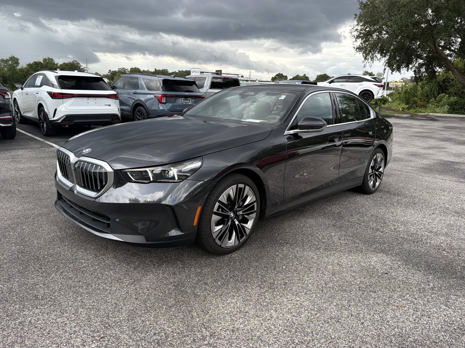 Used 2025 BMW 530i RWD image 8