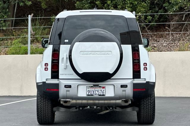 Certified 2025 Land Rover Defender 110 S AWD/4WD image 4