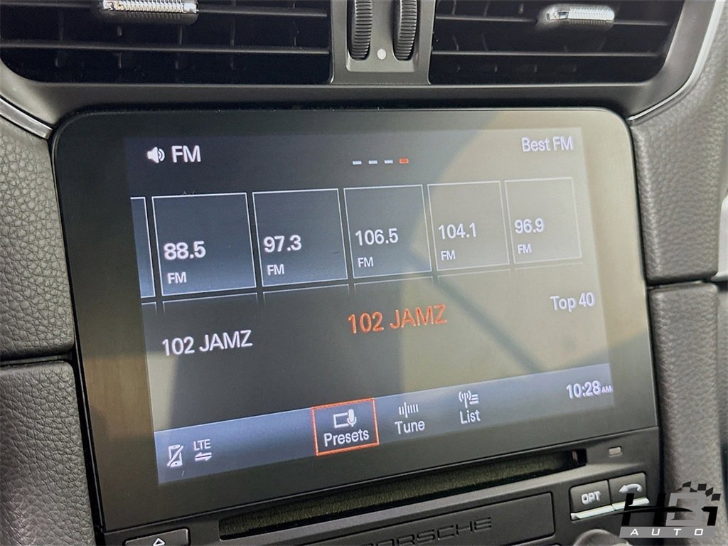 Used 2018 Porsche 911 Carrera S image 12