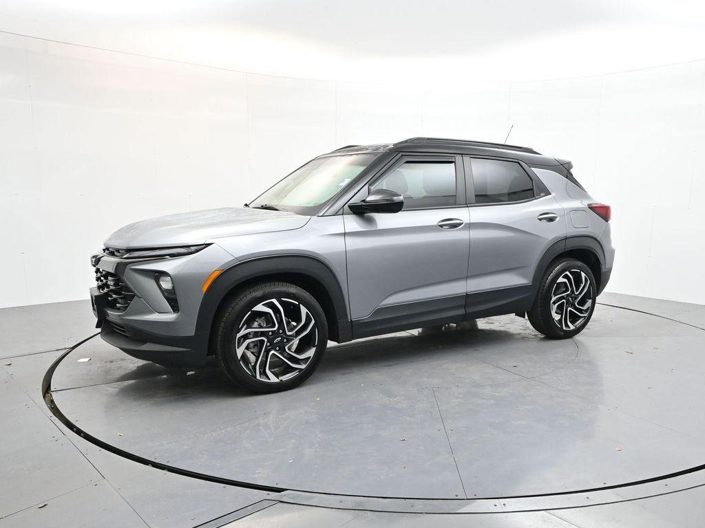 Used 2024 Chevrolet TrailBlazer RS w/ Convenience Package image 1