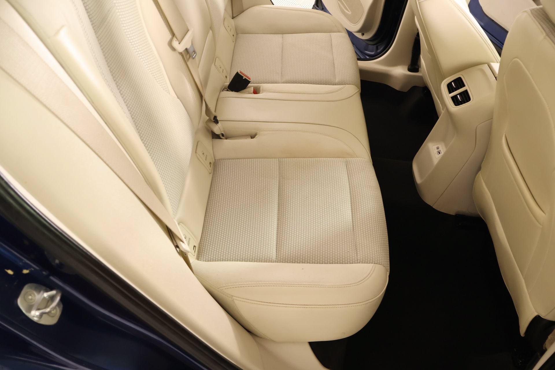 Used 2023 Buick Envision Preferred FWD image 14