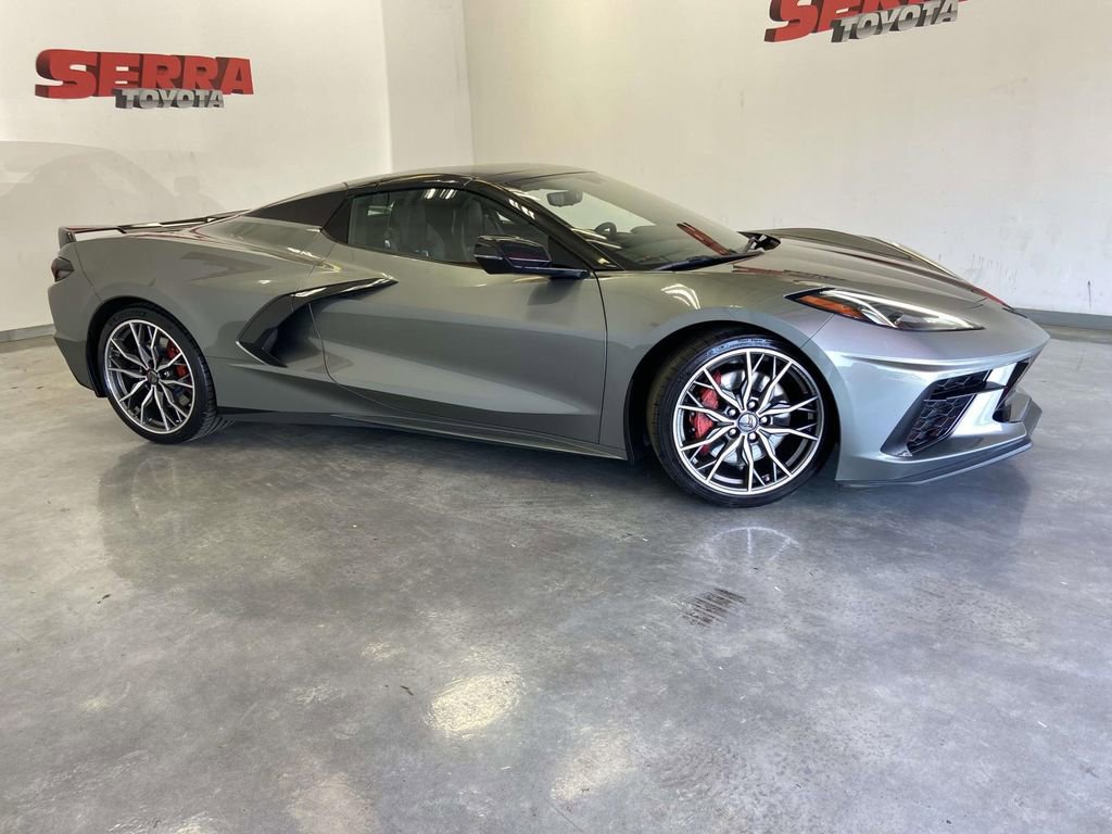 Used 2023 Chevrolet Corvette Stingray Premium Conv w/ Z51 Performance Package image 2