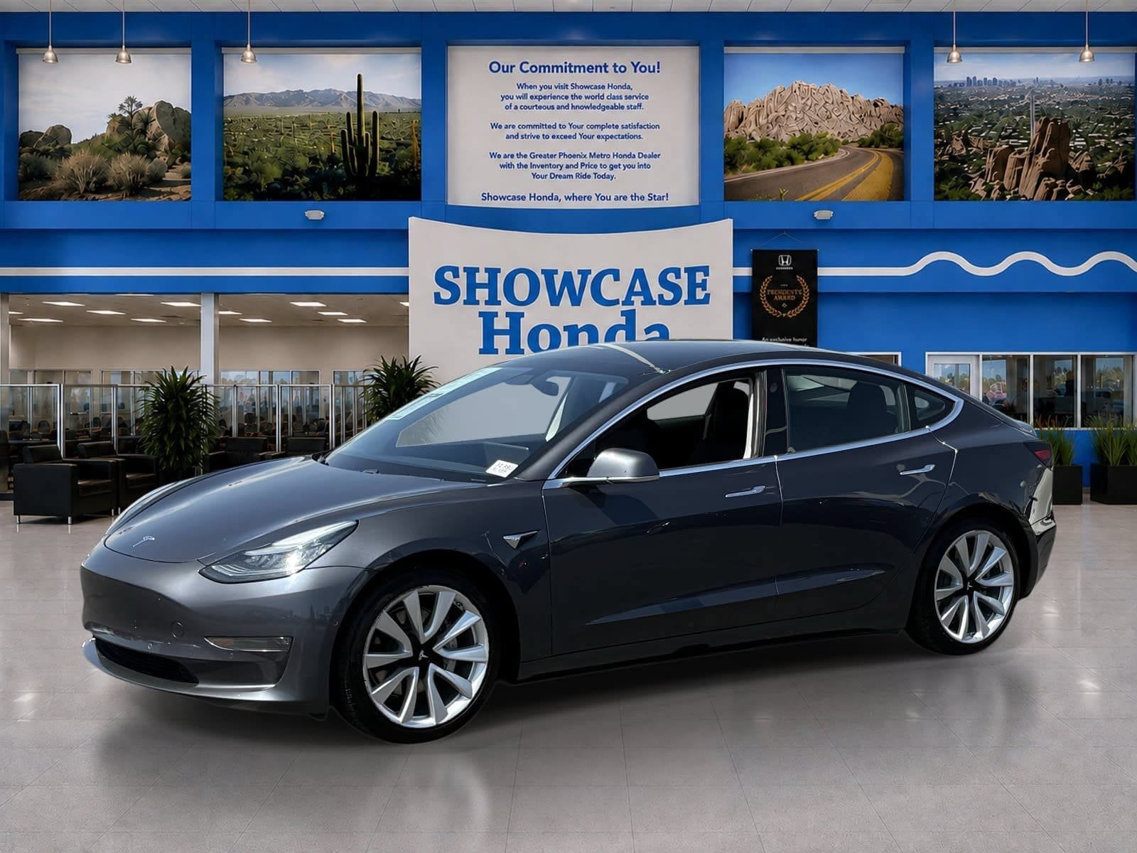 Used 2018 Tesla Model 3 Performance AWD/4WD image 2