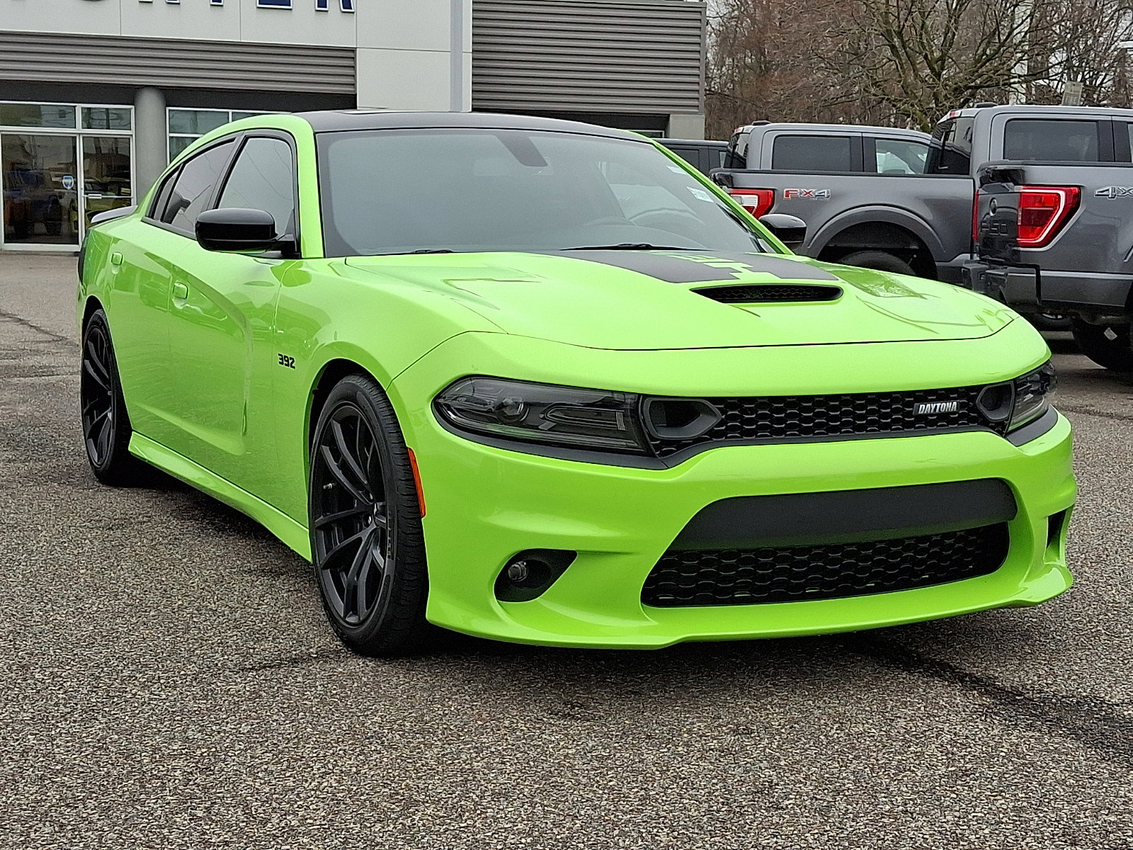 Used 2023 Dodge Charger Scat Pack w/ Daytona Edition Group image 2