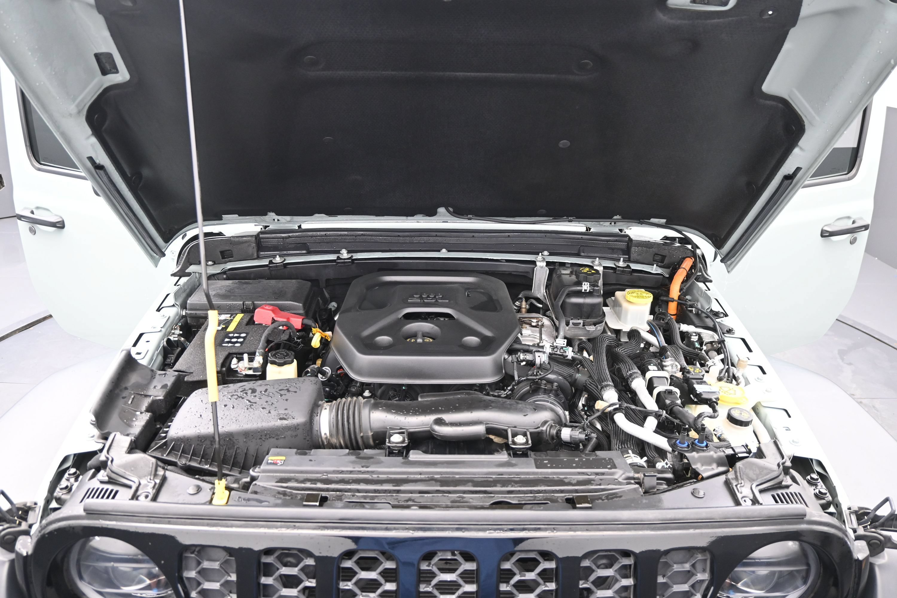 Used 2023 Jeep Wrangler Unlimited w/ 8.4" Radio Group AWD/4WD image 23