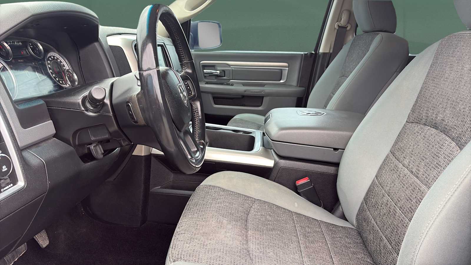 Used 2016 RAM 1500 Lone Star AWD/4WD image 17