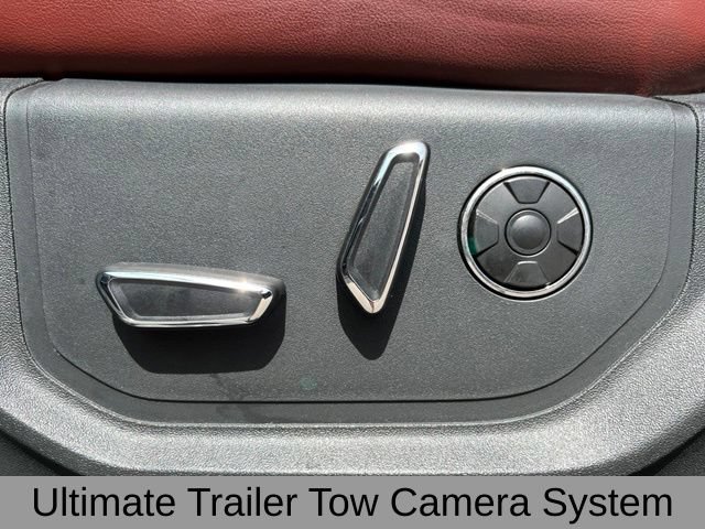 Used 2022 Ford F250 Platinum w/ FX4 Off-Road Package AWD/4WD image 16