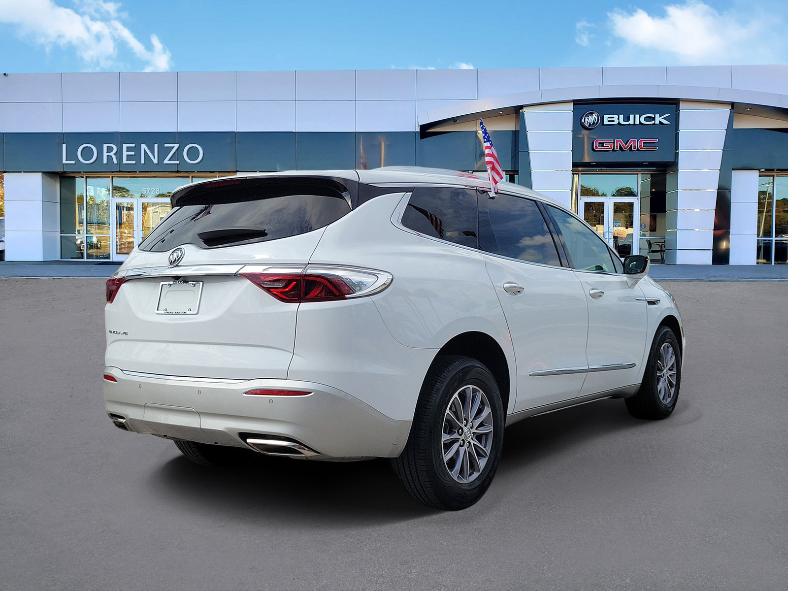 Used 2024 Buick Enclave Essence FWD image 5