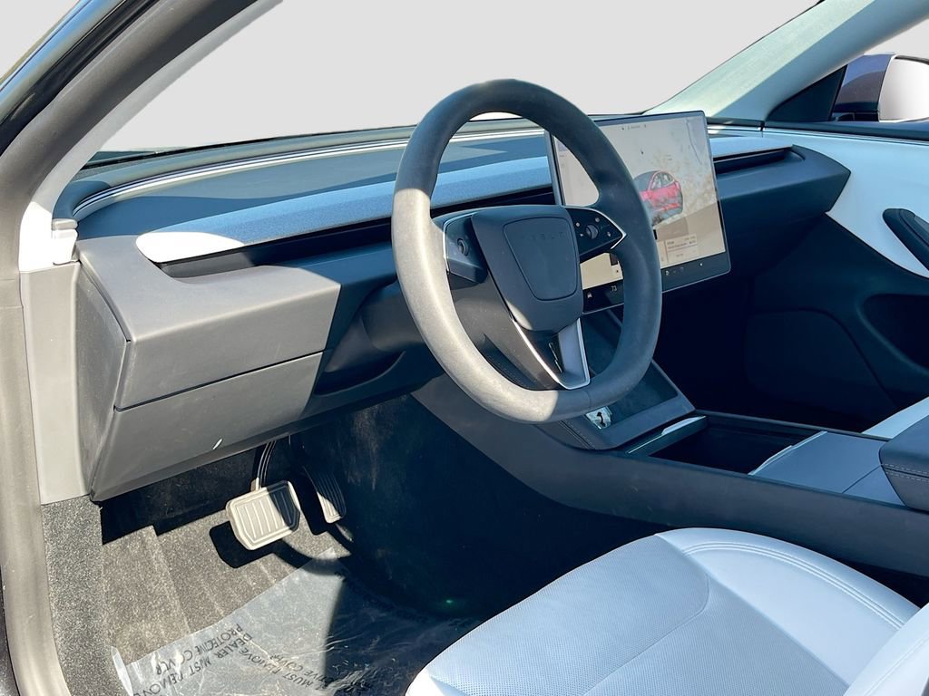 Used 2025 Tesla Model 3 Long Range image 9