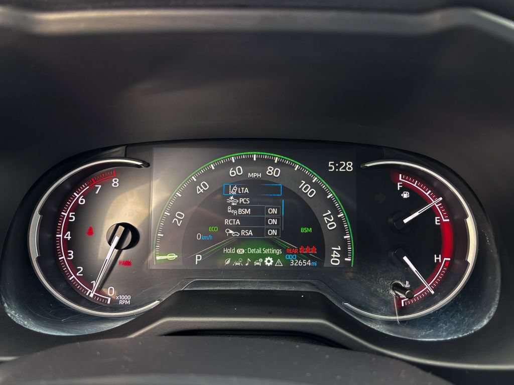 Used 2025 Toyota RAV4 XLE AWD/4WD image 29