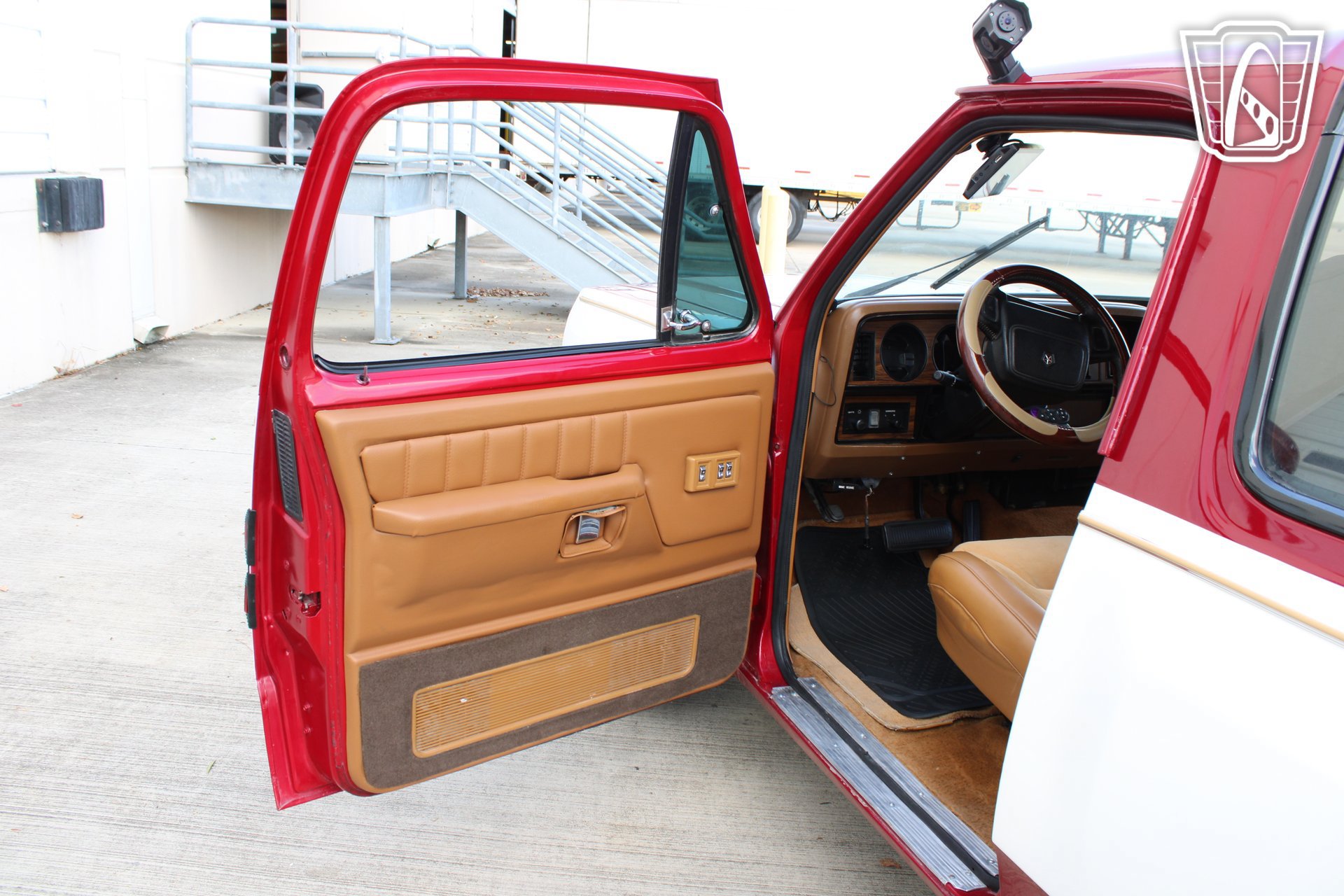 Used 1992 Dodge Ramcharger 2WD image 17