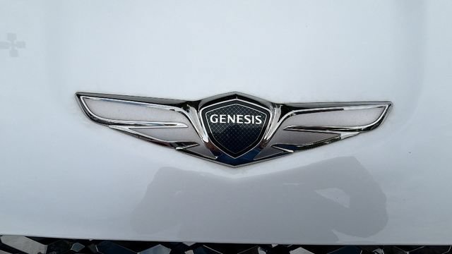 Used 2023 Genesis GV70 2.5T w/ Sport Prestige Package AWD/4WD image 15