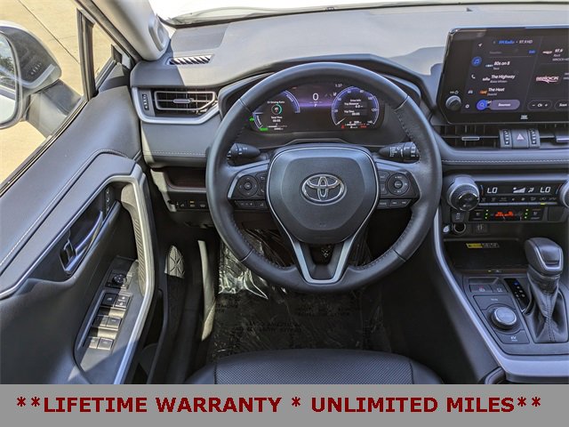 Used 2024 Toyota RAV4 Limited image 18