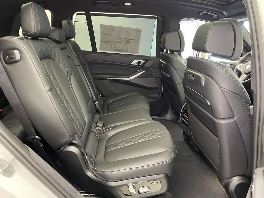 New 2027 BMW X7 M60i AWD/4WD image 20