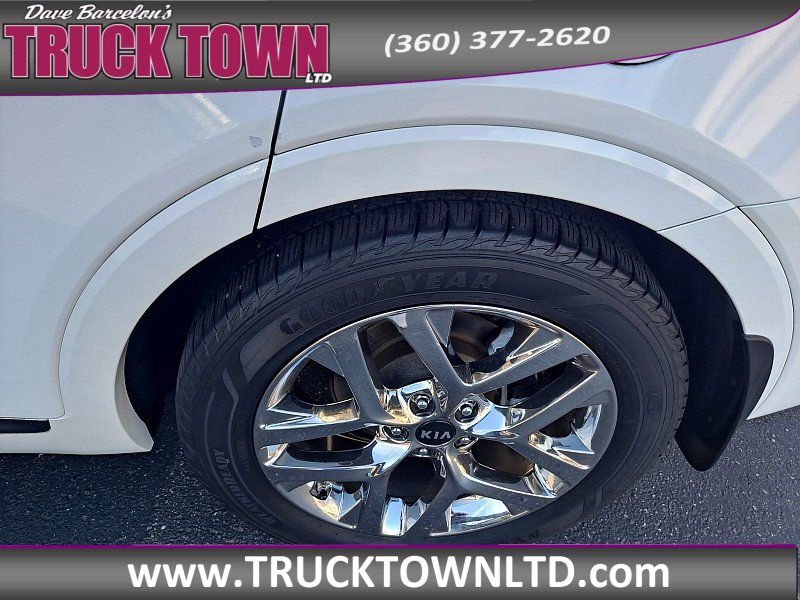 Used 2019 Kia Sorento SX FWD image 17