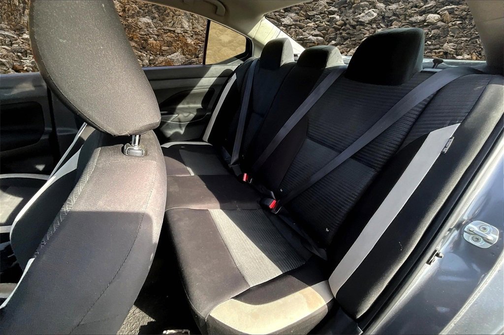 Used 2021 Nissan Versa SV image 23