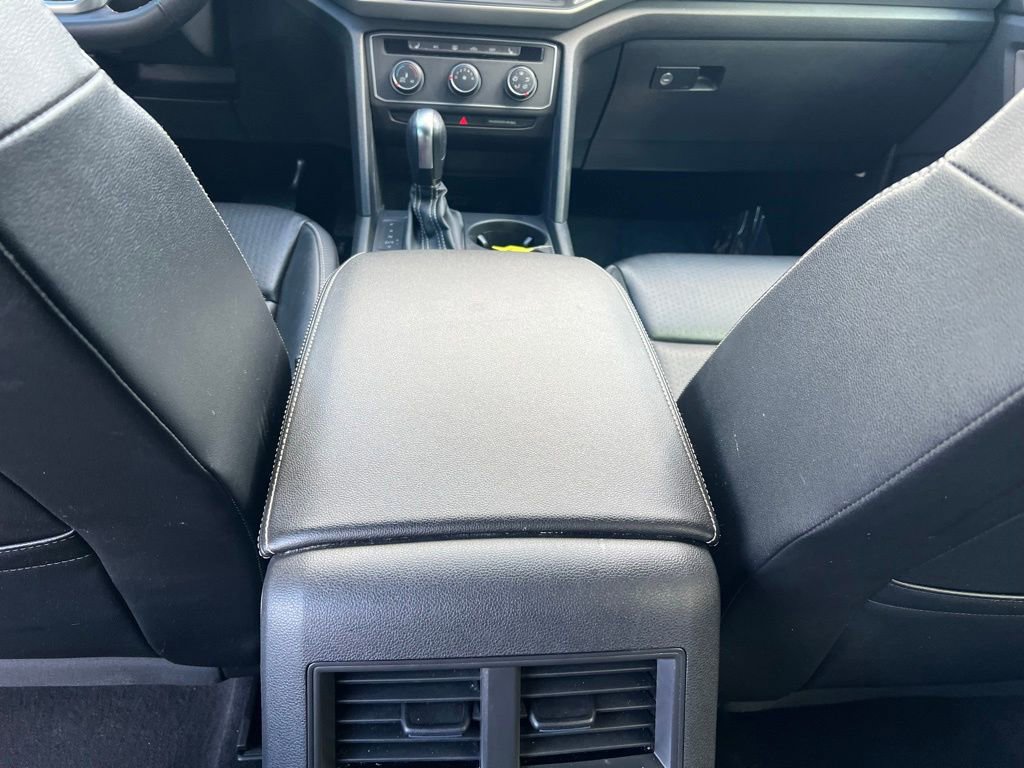Used 2022 Volkswagen Atlas Cross Sport SE FWD image 20