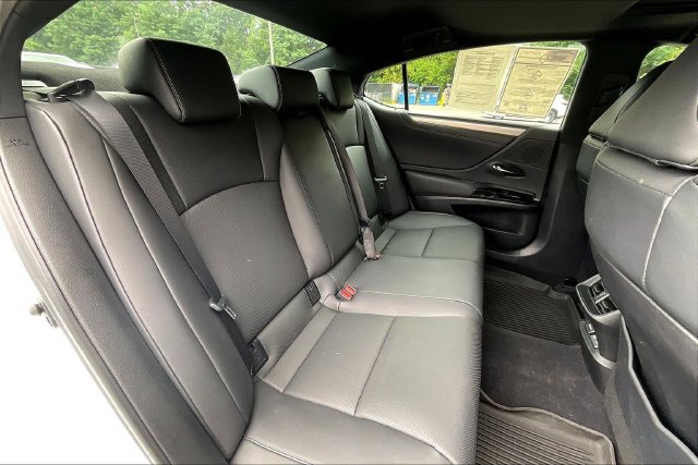 Used 2023 Lexus ES 350 F Sport w/ Accessory Package (Z2) FWD image 25