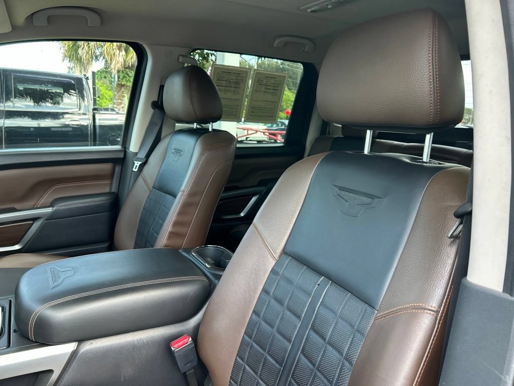 Used 2017 Nissan Titan Platinum Reserve RWD image 21