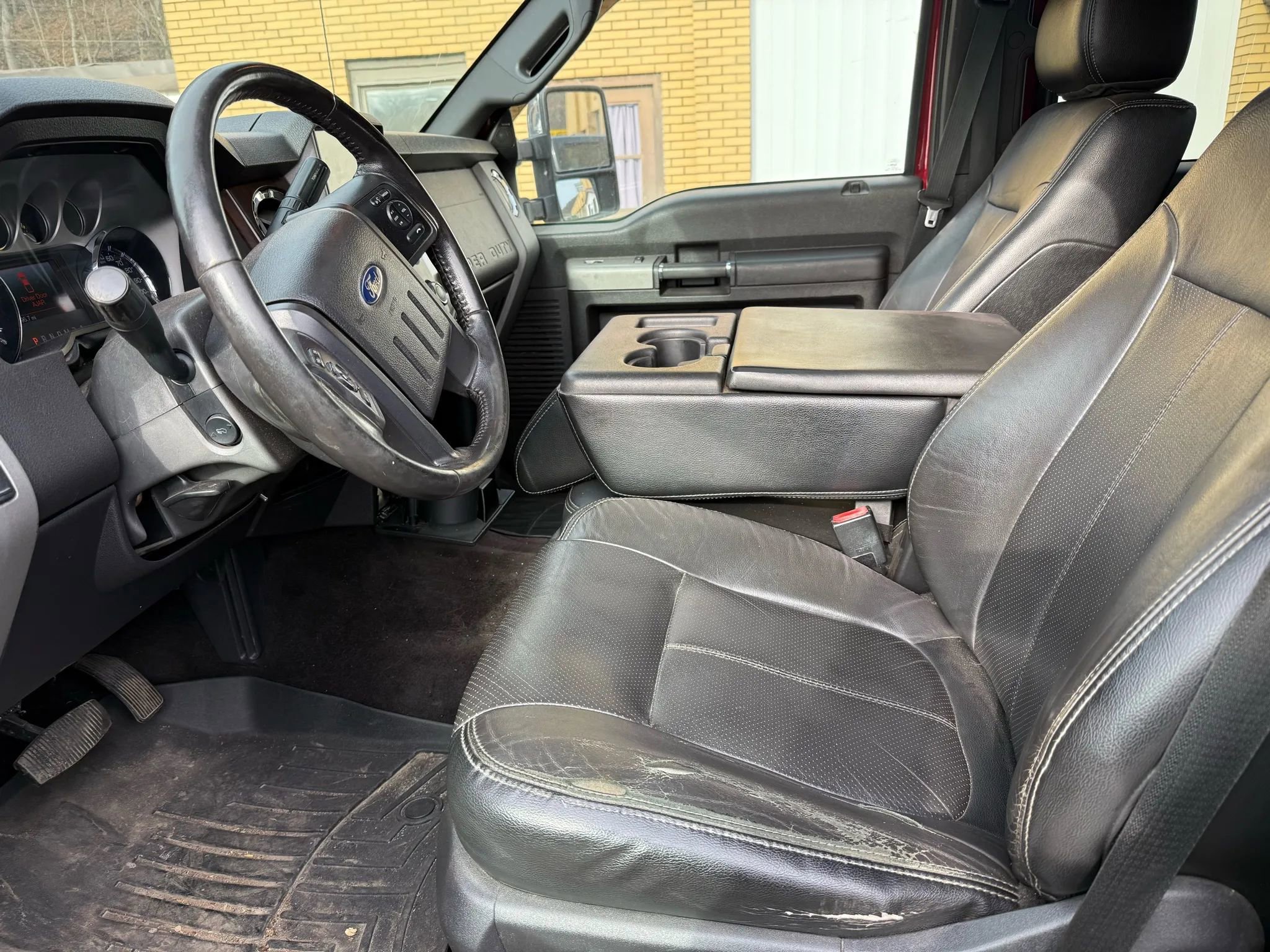 Used 2015 Ford F250 Lariat w/ Lariat Ultimate Package image 14