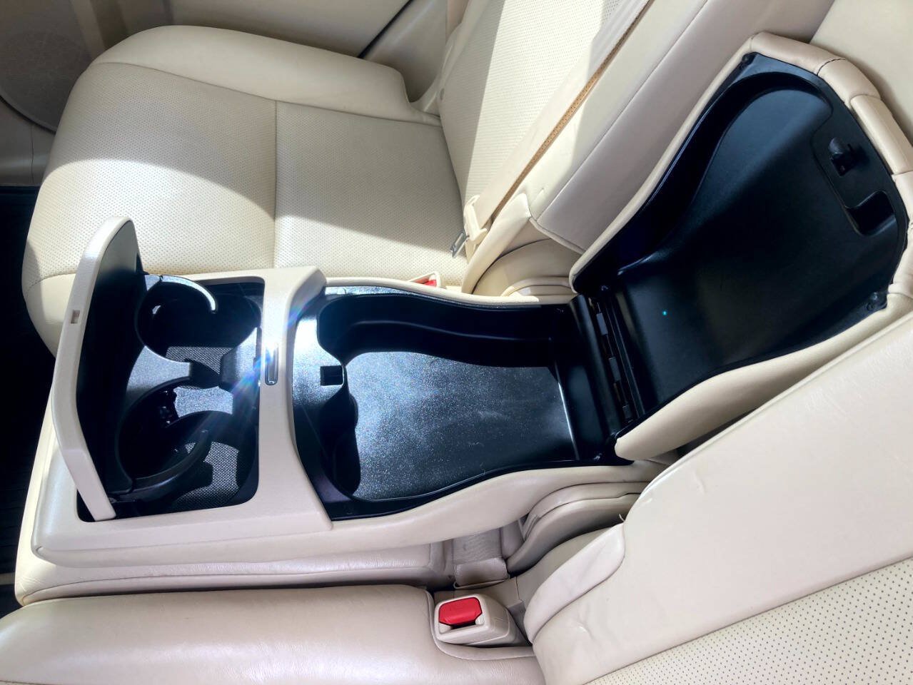 Used 2015 Lexus RX 450h AWD image 13