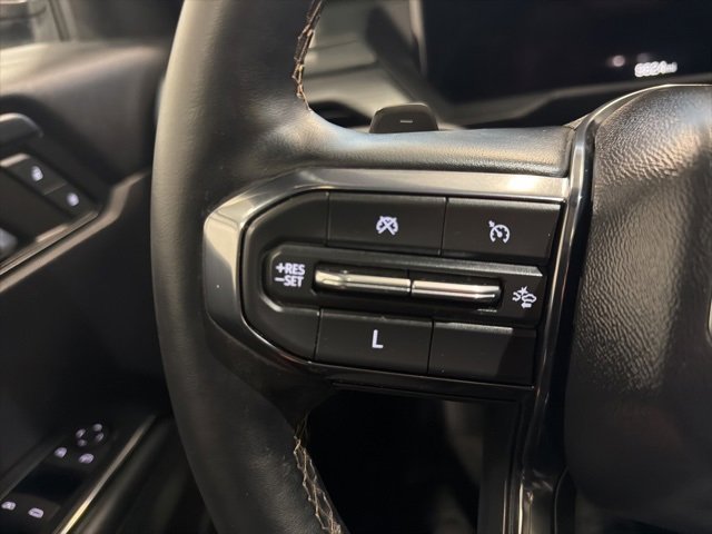 Used 2025 GMC Acadia AT4 image 33