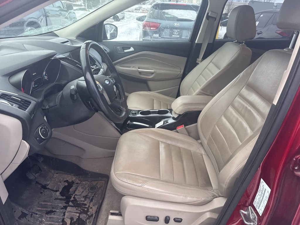 Used 2015 Ford Escape Titanium image 25