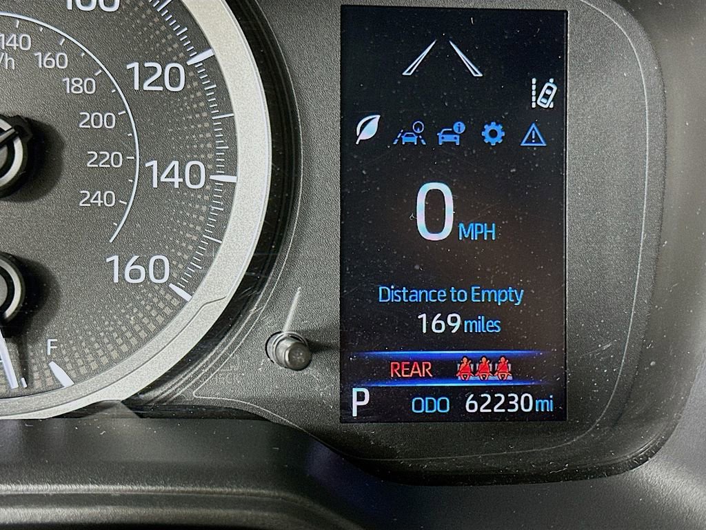 Used 2022 Toyota Corolla LE image 12