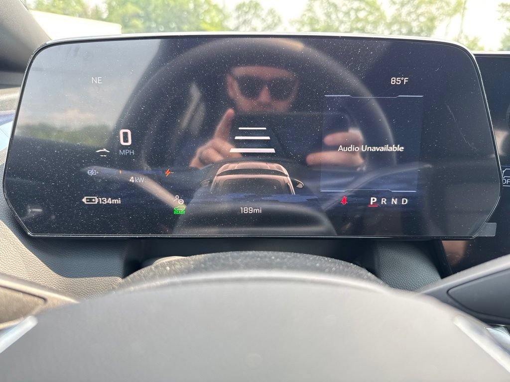 New 2026 Chevrolet Equinox EV LT AWD/4WD image 33