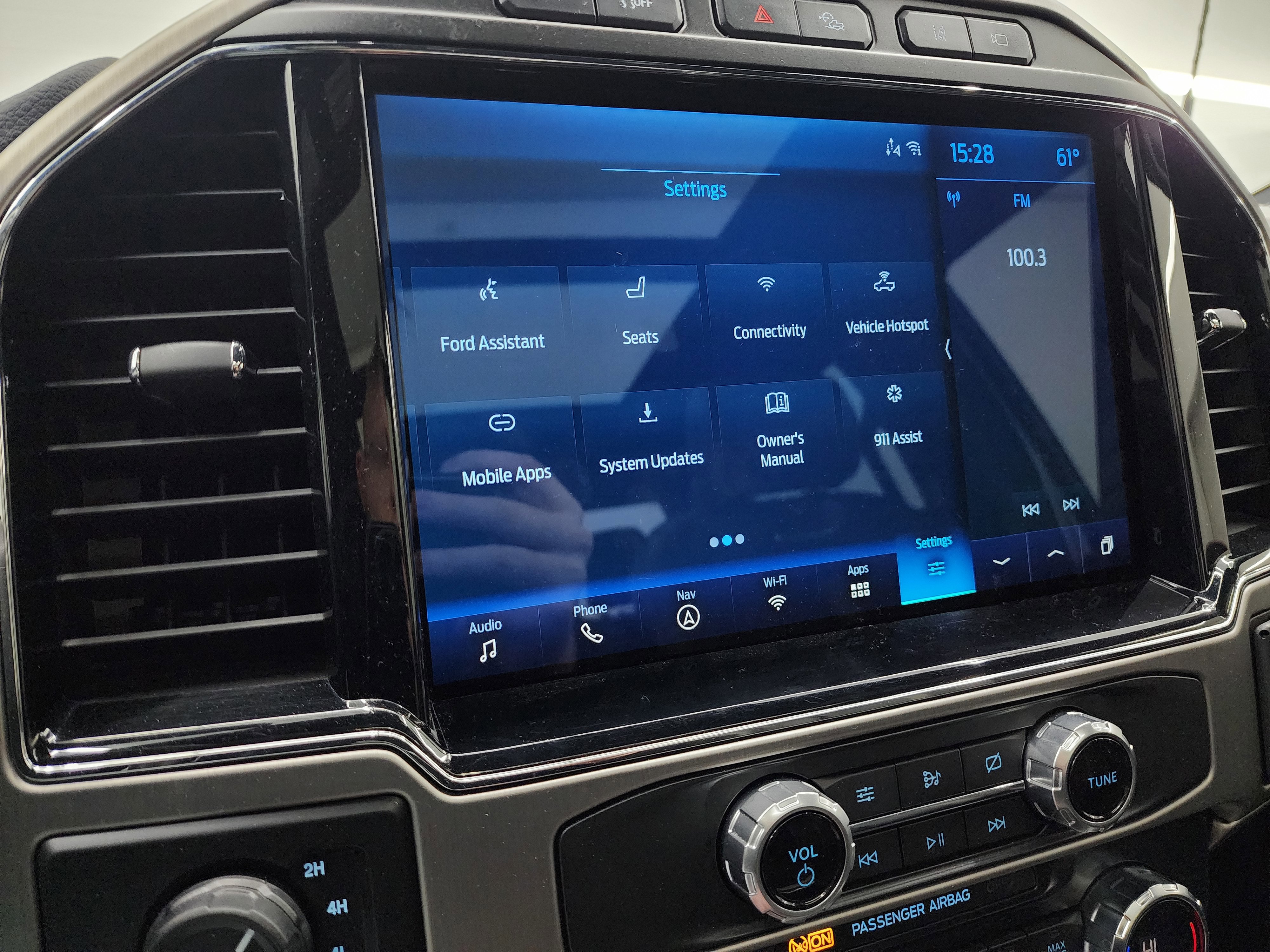 Used 2022 Ford F250 Platinum w/ Tremor Off-Road Package image 57