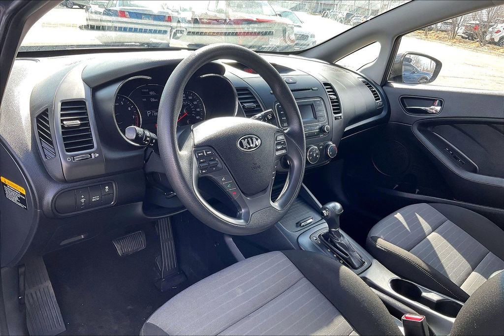 Used 2016 Kia Forte LX image 17