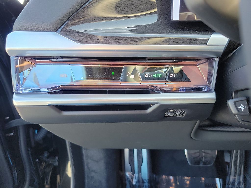 New 2026 BMW i7 M70 w/ Executive Package AWD/4WD image 23