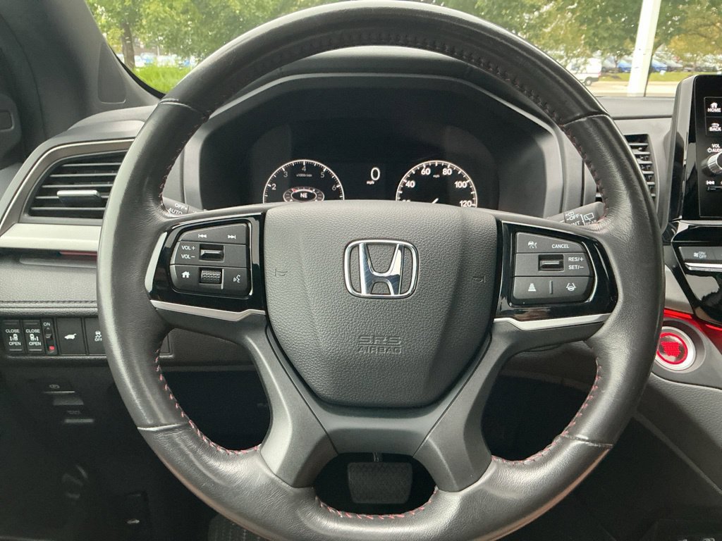 Used 2025 Honda Odyssey Sport-L image 23