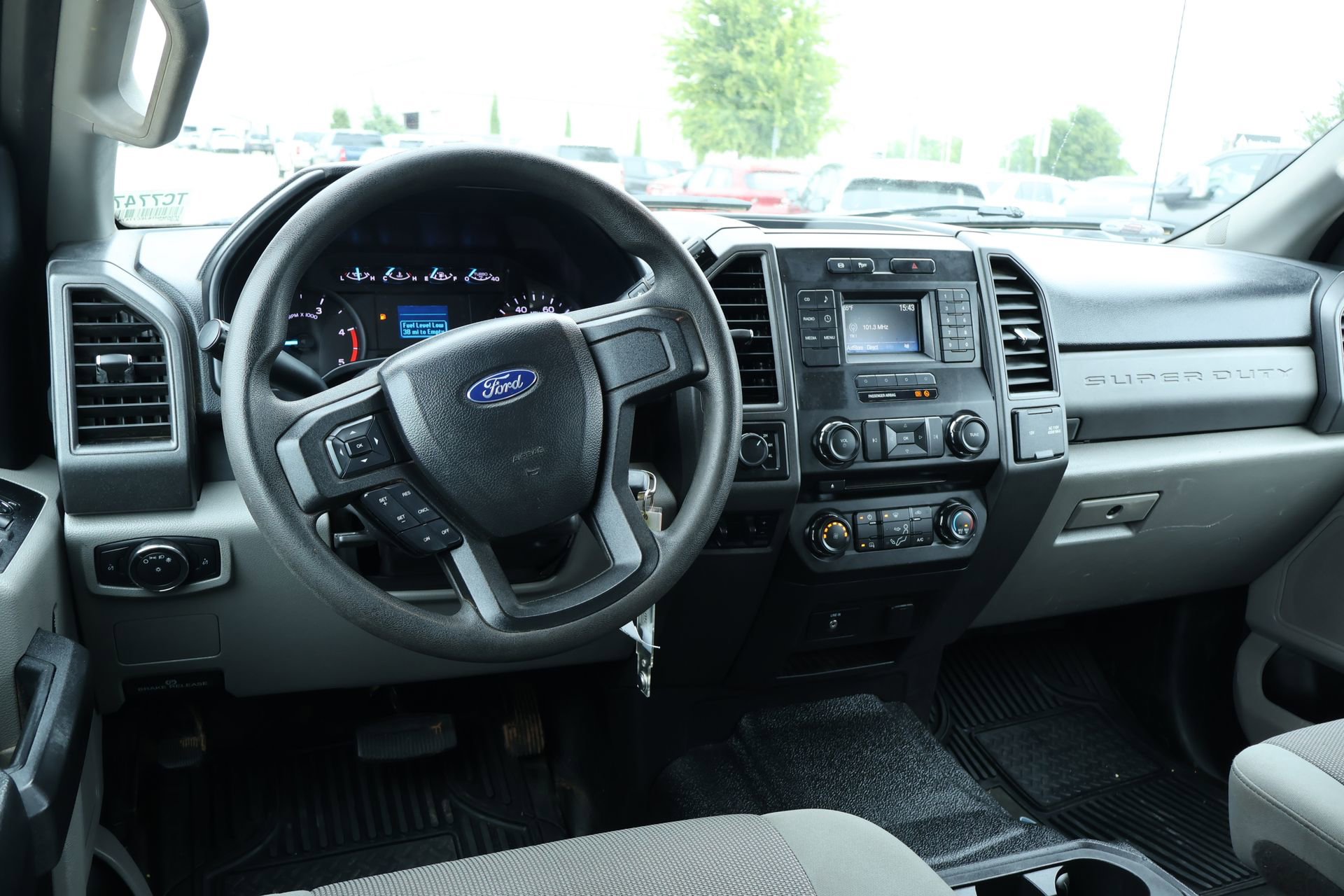 Used 2018 Ford F450 XL w/ Power Equipment Group AWD/4WD image 2
