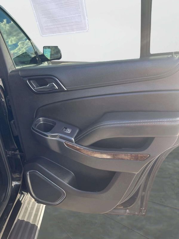 Used 2018 Chevrolet Tahoe LT w/ Luxury Package AWD/4WD image 10