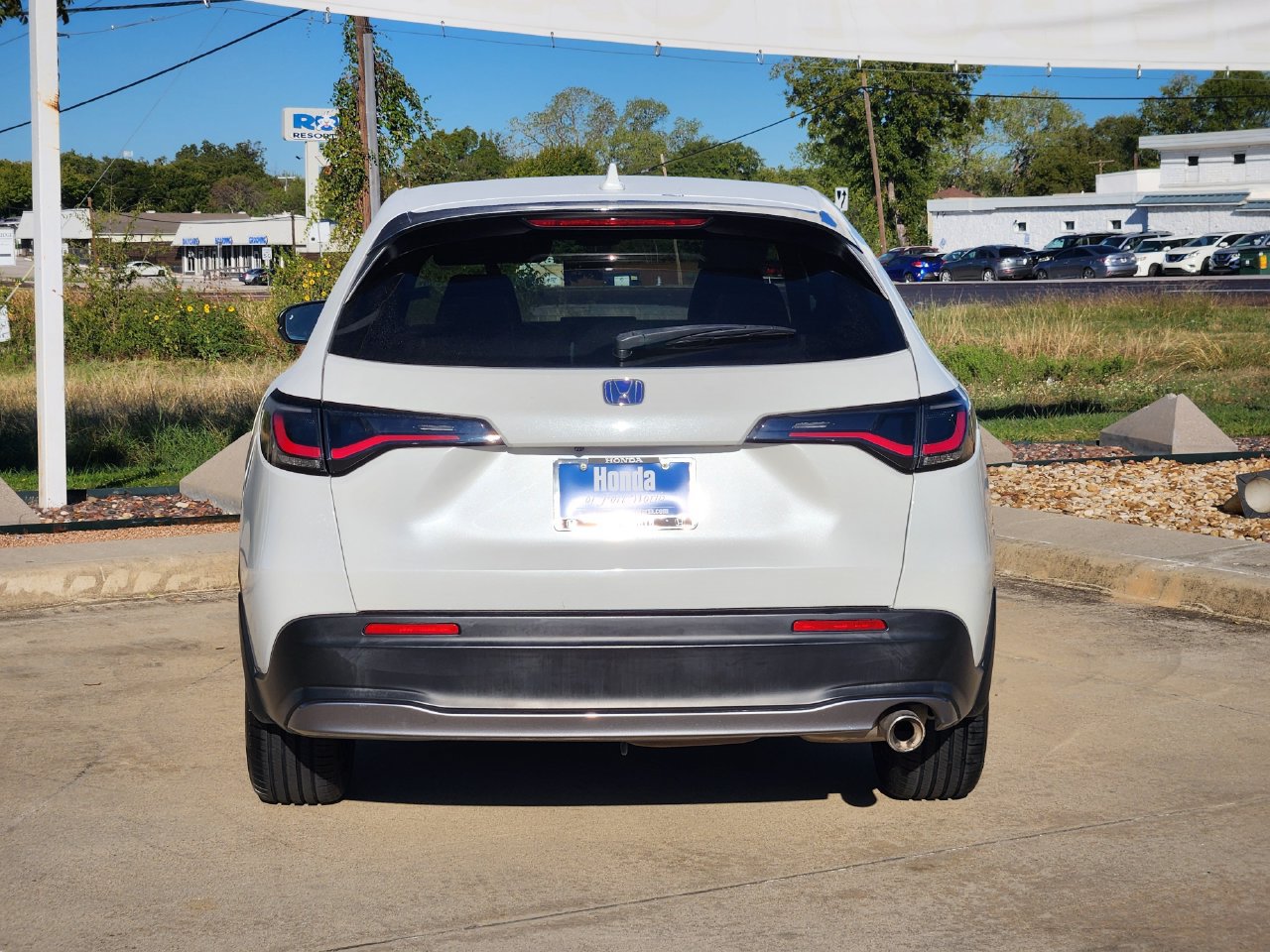 Used 2023 Honda HR-V Sport image 6