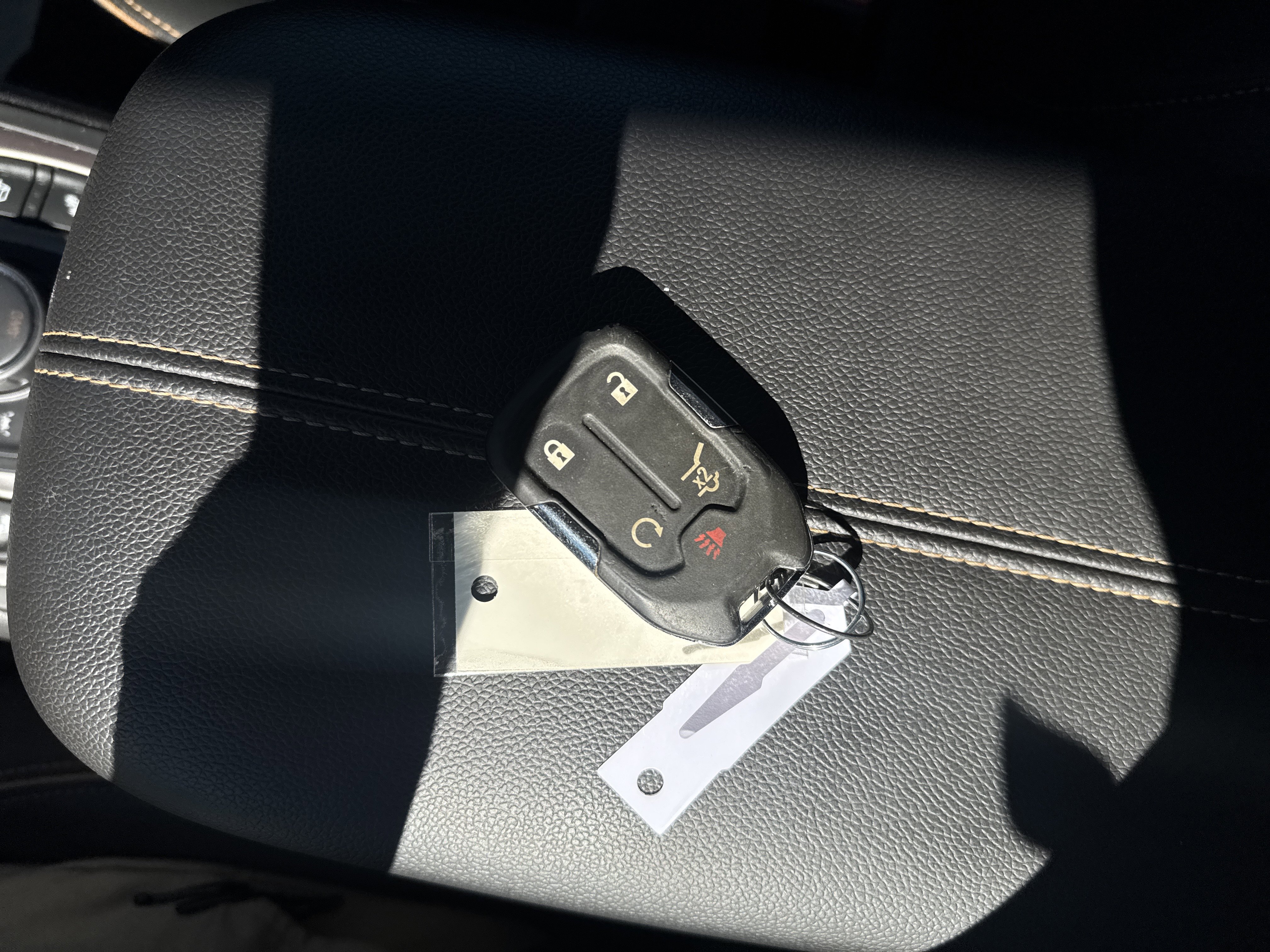 Used 2023 GMC Terrain AT4 w/ LPO, Floor Liner Package image 28