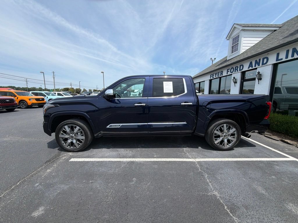 Used 2024 Toyota Tundra Capstone AWD/4WD image 3