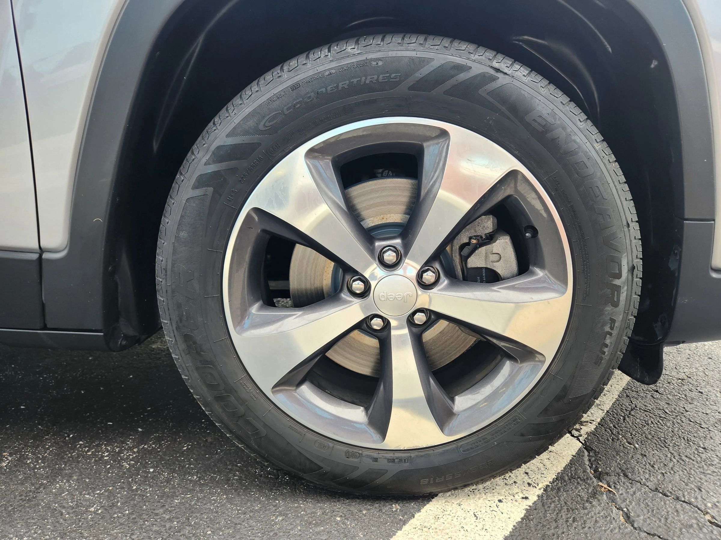 Used 2019 Jeep Cherokee Limited image 67